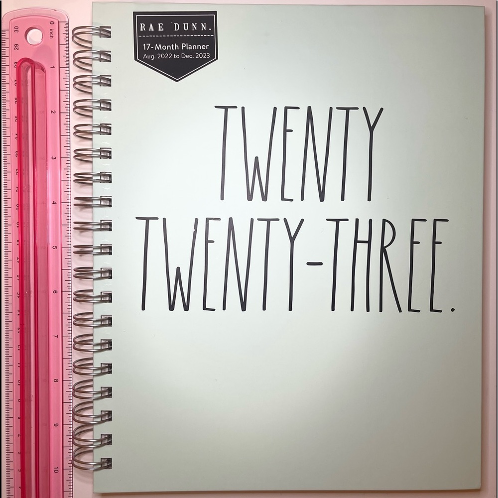 NEW Rae Dunn TWENTY TWENTY-THREE 17 Month Planner 🗓-Mint/Black